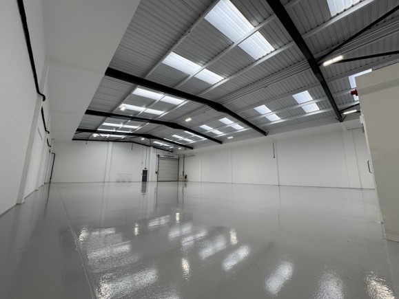 c909e83a 0790 4fa4 8dc7 b535175014f0_web