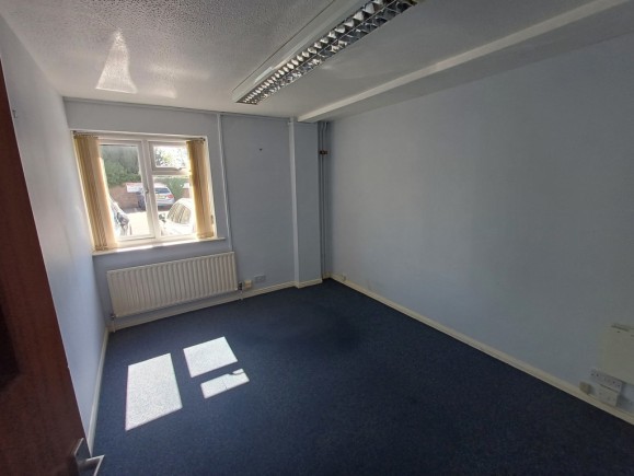 b1a8dac2 1bd9 44e1 9c38 cd6f7c003d78_web