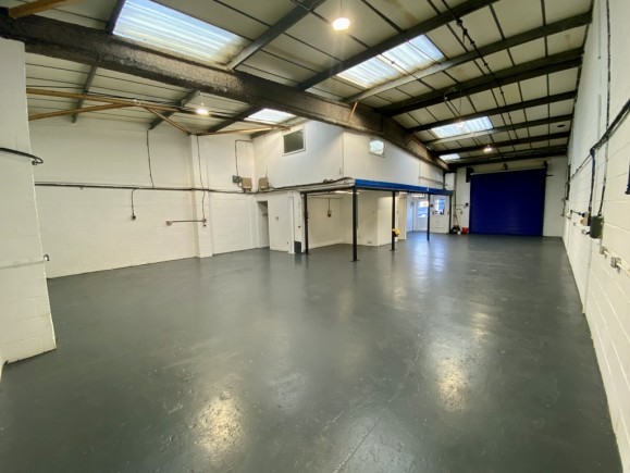 b00403e3 82fd 404a 98ed fe78274f4fda_web