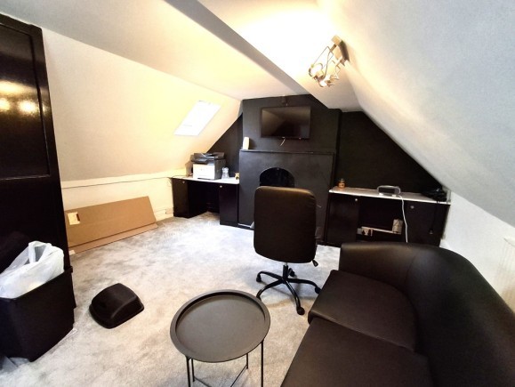 68b58dd9 d72e 4f76 b7eb ac4af7bac137_web