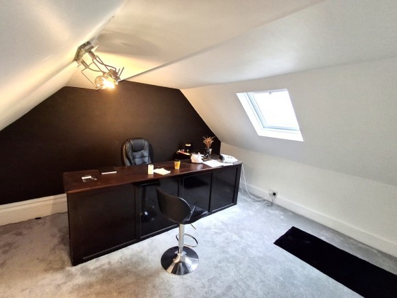 a6dd64e2 57c5 4f82 9a86 70d31c89fb37_web