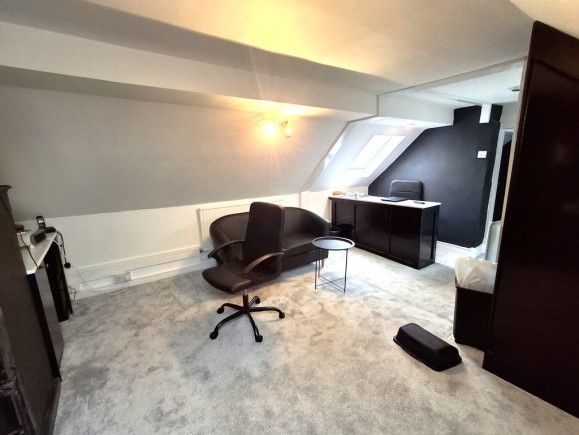 f1d3ad4a cbc7 442a a7d7 b040d4c9a283_web