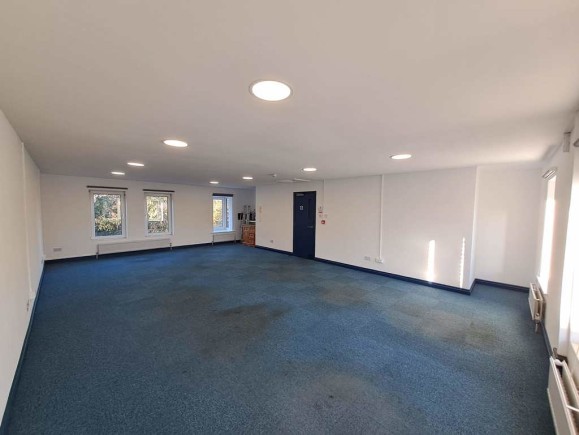 70e80527 1425 4e4a bd6d 331d4e5973f0_web