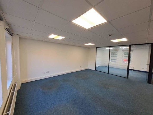 ba7cab91 bab5 4968 894e bb6946ab635f_web