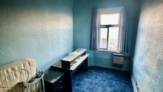94B Ainsworth Road   bedroom