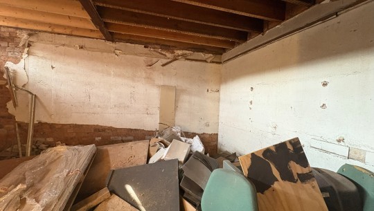6 8 Derby Road   debris