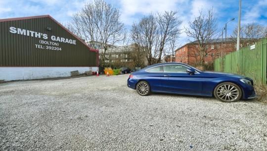 Smith's Garage   car park