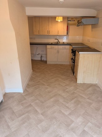 4 Kitchen