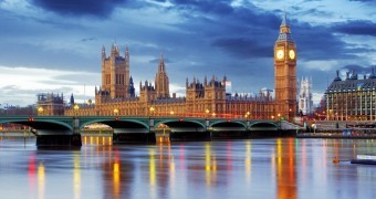 TEST IMAGE shutterstock_1596732274