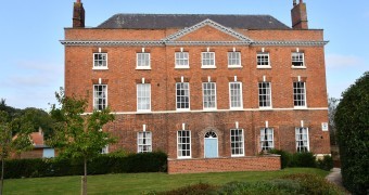 grade 2 listed