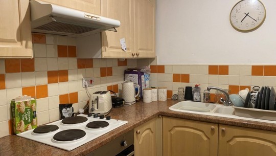 9 Firbeck Walk   kitchen