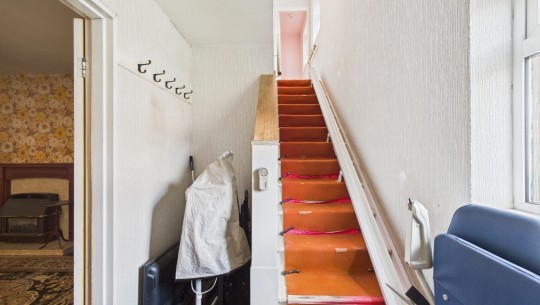 Alveston   staircase