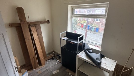 75A Mountside Crescent   bedroom