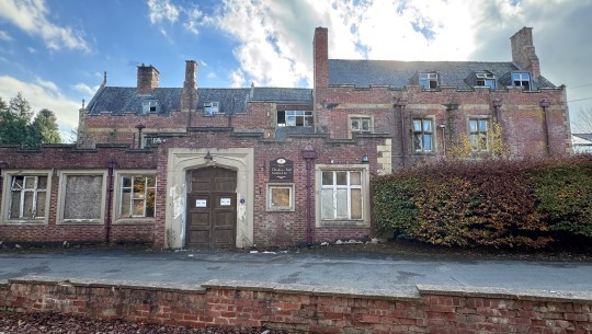 Otterburn Hall, Otterburn   reception and bar