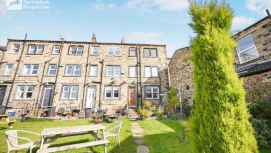 Property Auctions   September 2025   14 Almondbury Bank   external