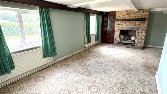 Stockley Farm   living area