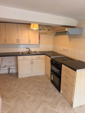 5 Kitchen (2)