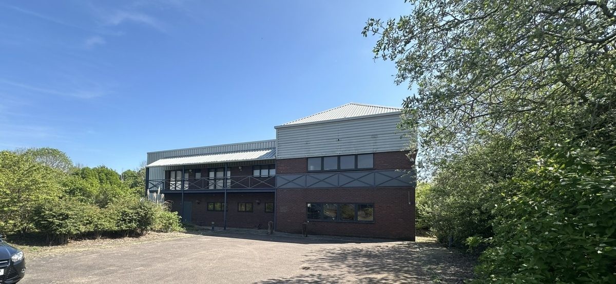 Freehold for sale Bakewell Rd Orton Southgate Peterborough Eddisons May 2024 1200x553