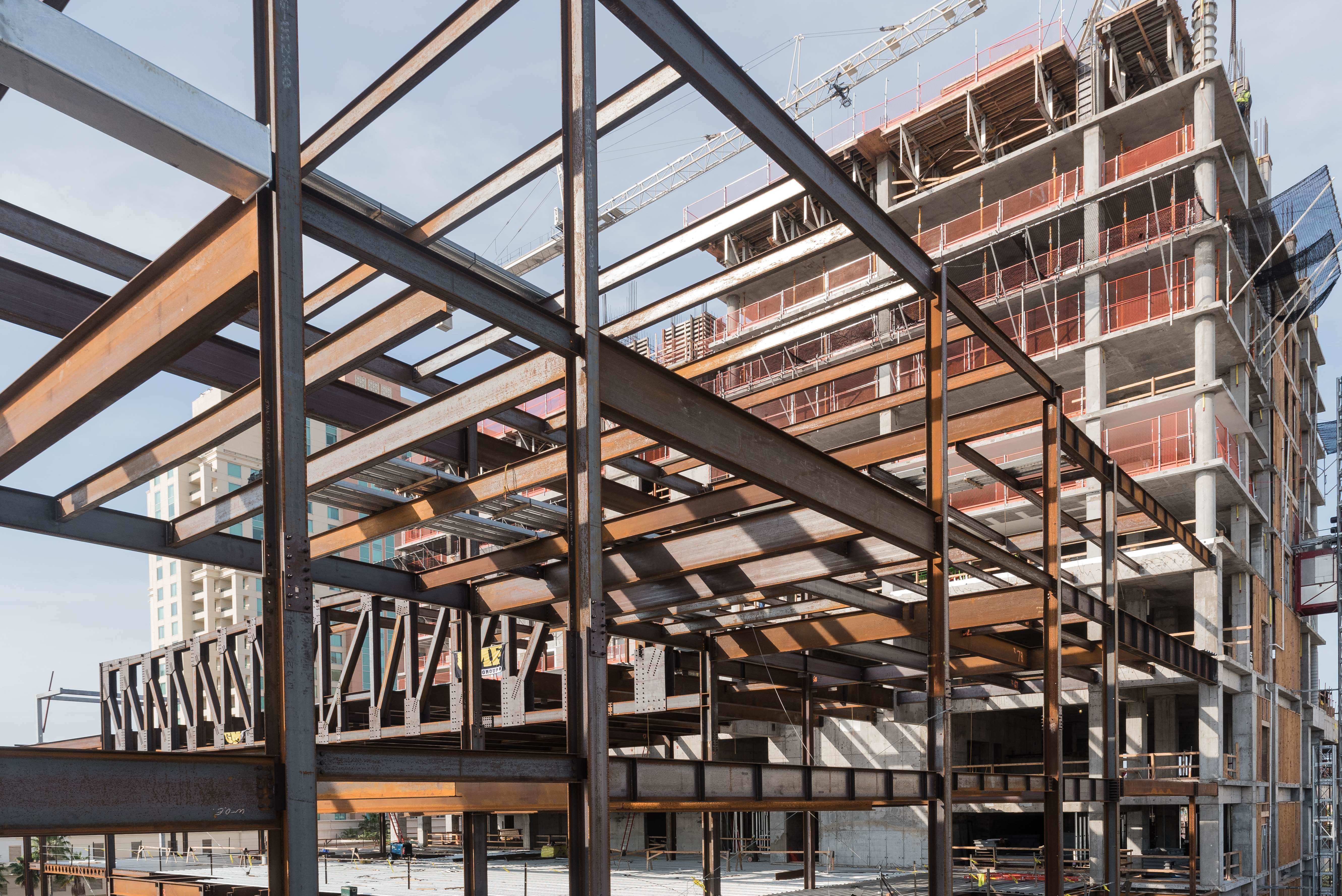 shutterstock_1364268356 industrial scaffolding