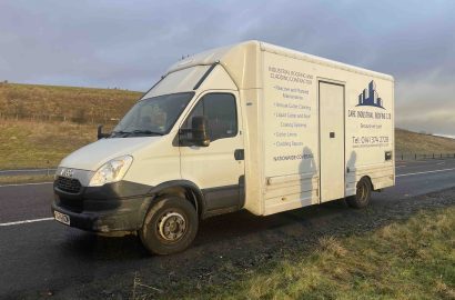 Iveco Daily 70C17 Box Van (2014) & Easi Dec Valley Walk – Mobile Cage for Valley/Gutter Maintenance
